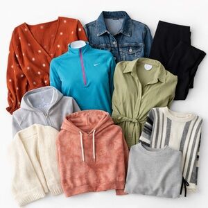 Size XS- S Women’s Clothing Bundle 10 Piece Lot Hoodie Sweaters Nike Top Jeans